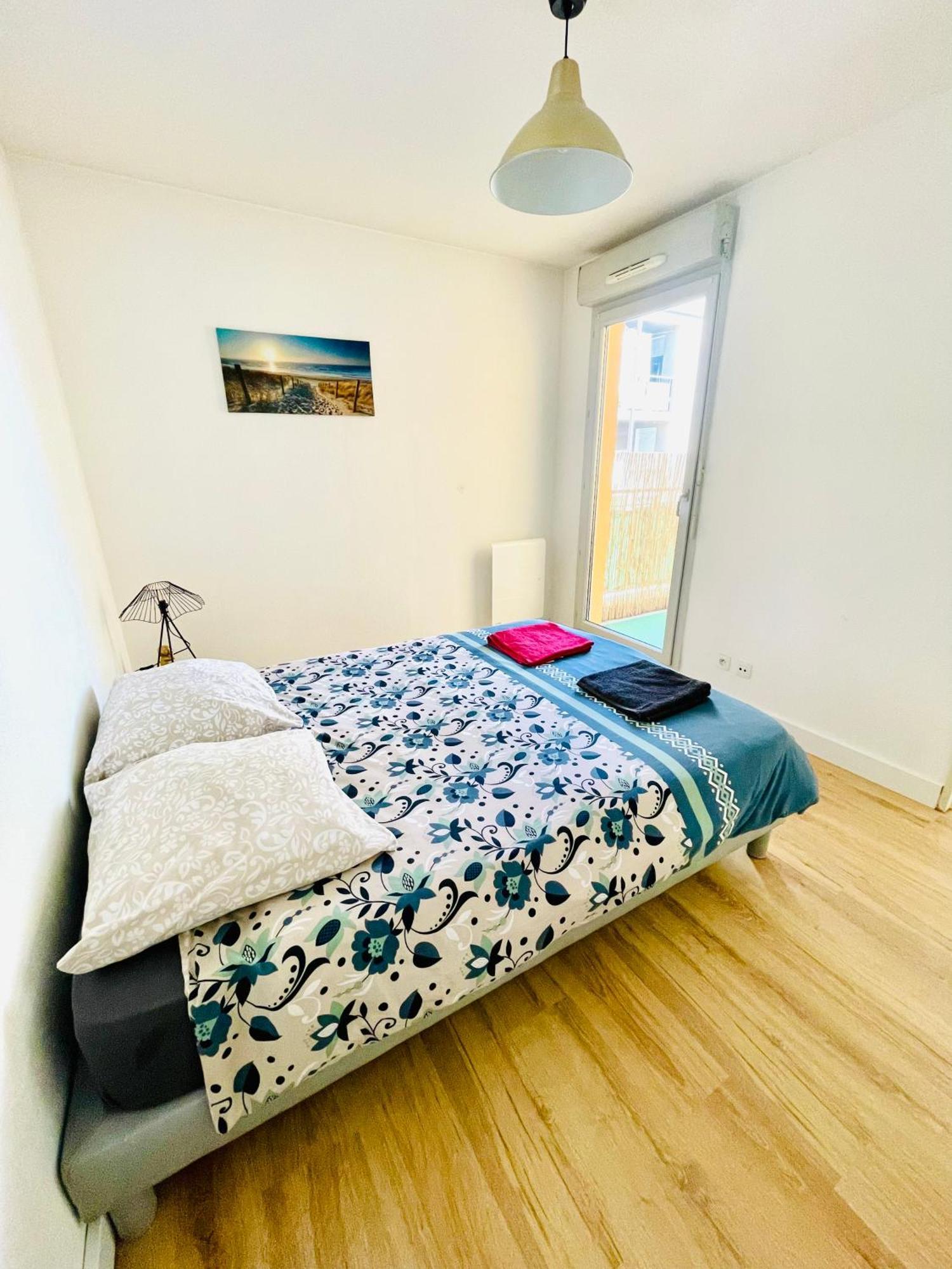 Appartement Avec Place De Parking Et Piscine Villefranche-sur-Saône Exterior foto
